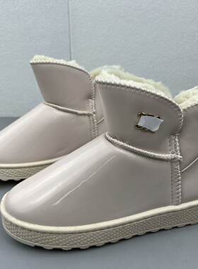 户外流行加绒女鞋厚底百搭雪地靴