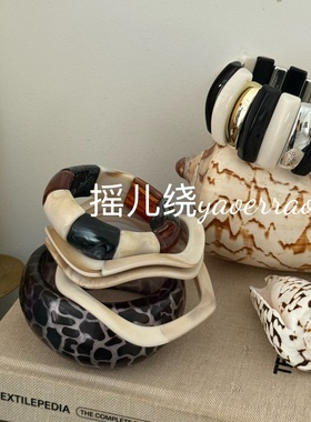 豹纹宽波浪手镯环叠戴弹力