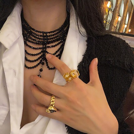 摇儿绕 节日的夜晚 中世纪骑士哥特编织黑色水晶黑色串珠项链女