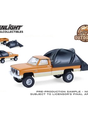 绿光 1:64 1986 GMC Sierra底盘升高 沙漠沙色与鹿皮棕双拼38080B