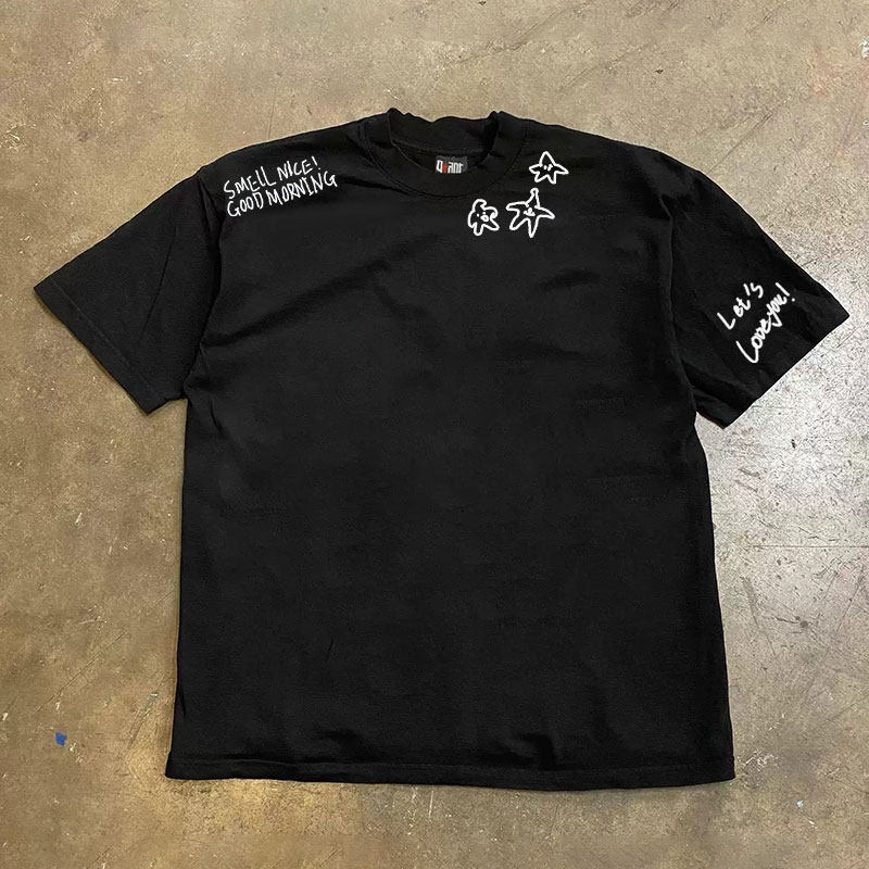 두꺼운 면 260G으로 자선단체에 기부하세요  창의적이고 심플한 프린팅 하라주쿠 스타일의 오버사이즈 트렌디하고 다재다능함