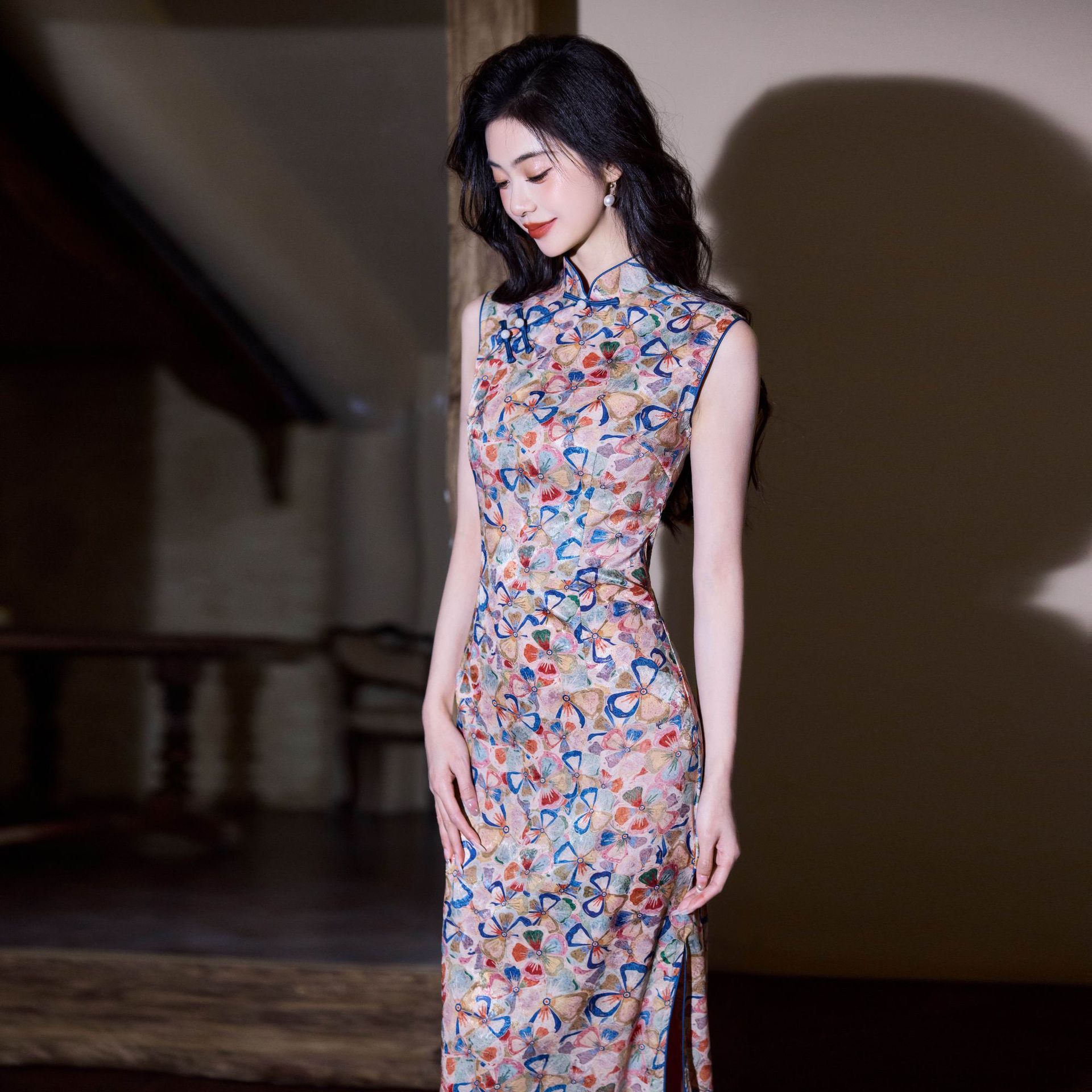 2025新款无袖旗袍苏州网红旗袍国风炫彩复古旗袍春夏新款