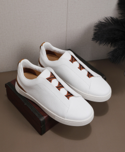 透气运动鞋 时尚 套脚乐福鞋 潮流百搭舒适小白鞋 新款 休闲男板鞋 男鞋