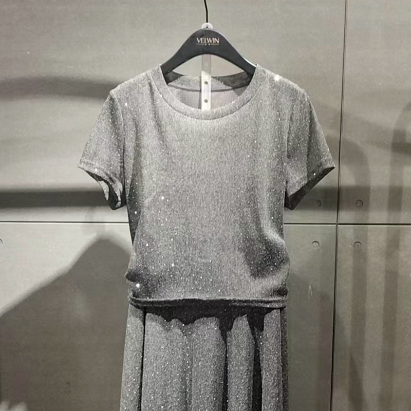 velwin蔚雯钻饰亮闪闪洋气小衫女2025夏季新款薄款显瘦性感短上衣