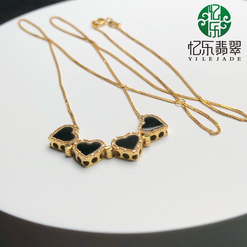 缅甸天然A货翡翠墨翠爱心项链18k金镶嵌墨翠爱心锁骨链送女友礼物