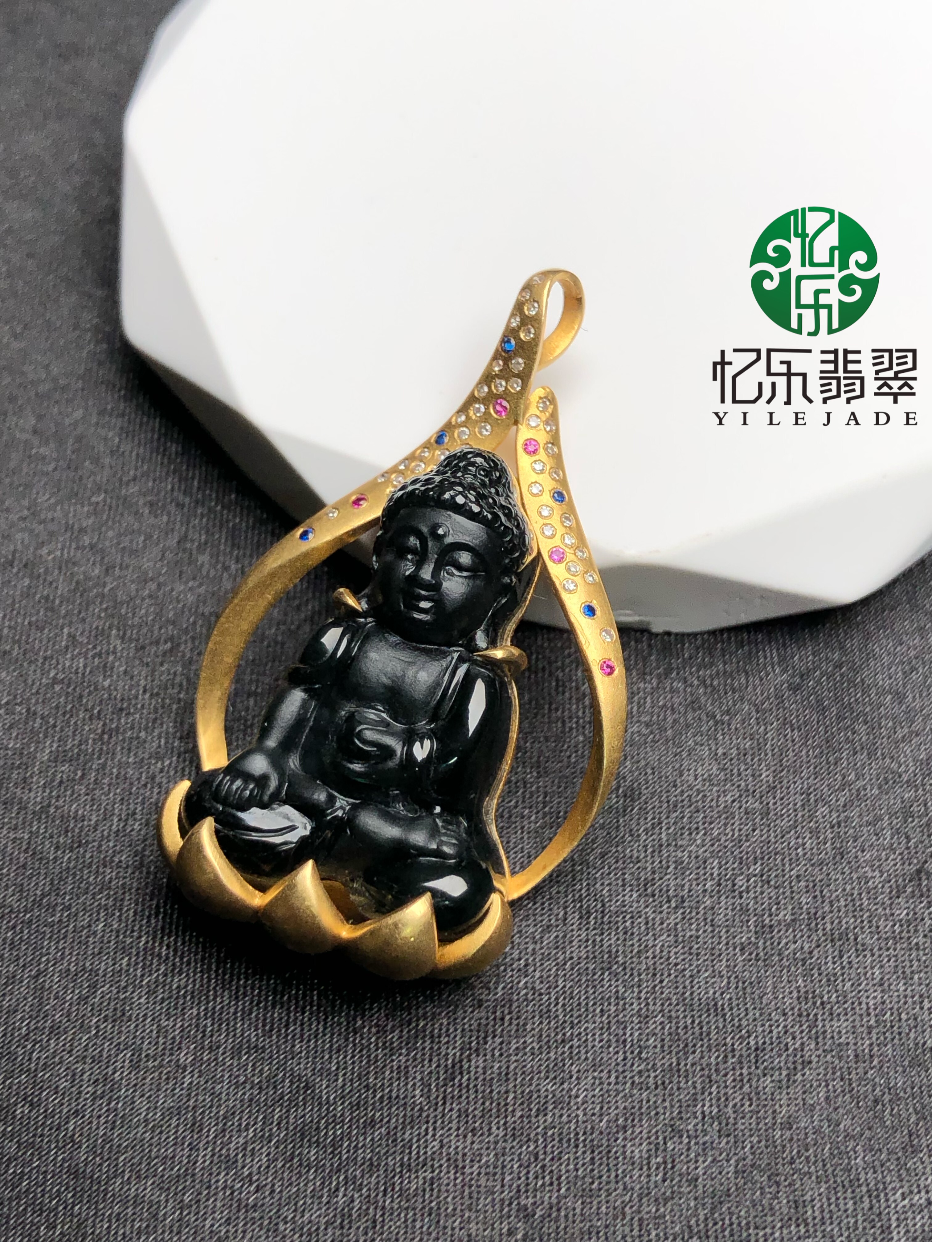 缅甸天然a货翡翠墨翠宝宝佛吊坠18k金镶嵌宝宝佛送男友送女友礼物