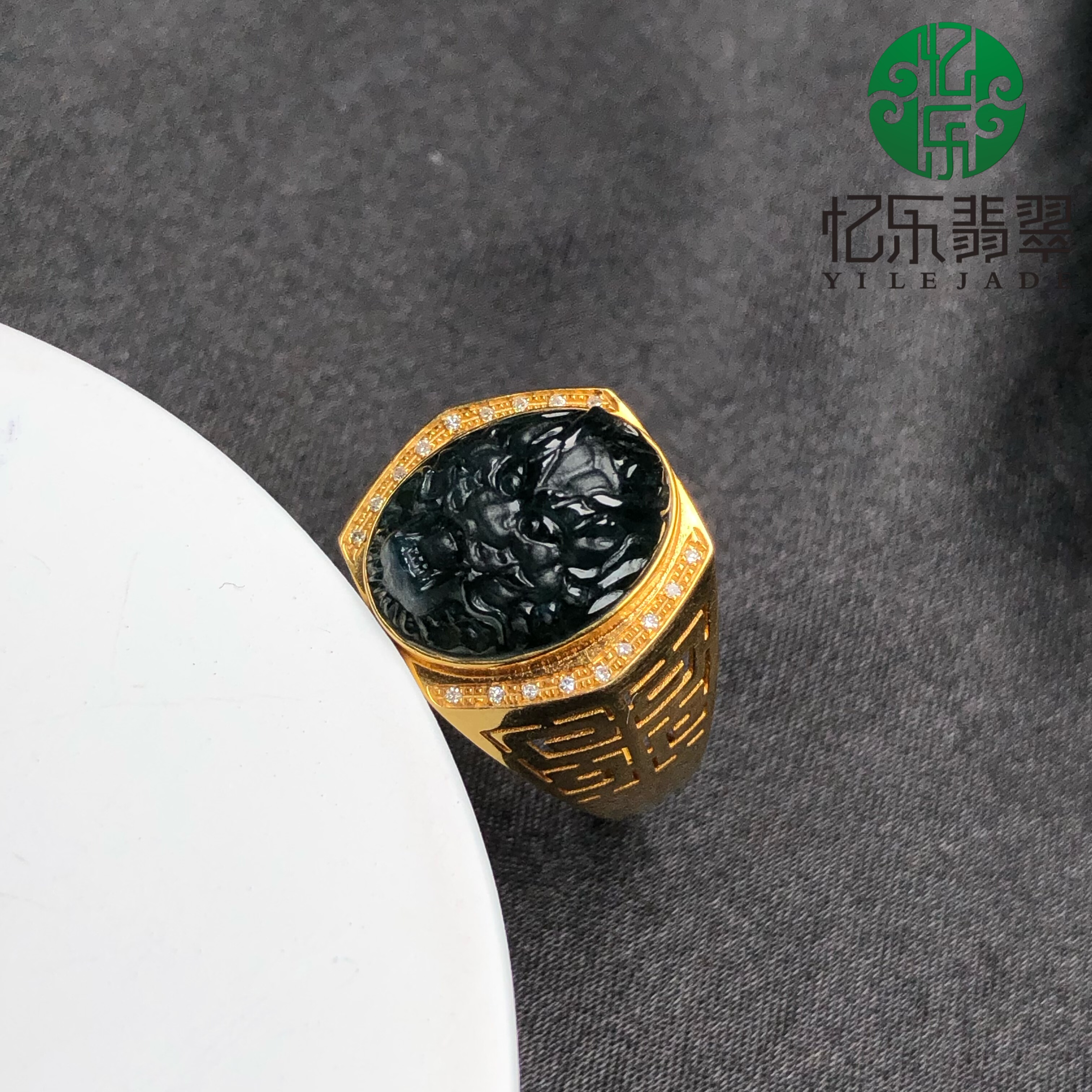 缅甸天然A货翡翠墨翠龙头戒指18k金镶嵌龙头男戒自带送礼都超有面