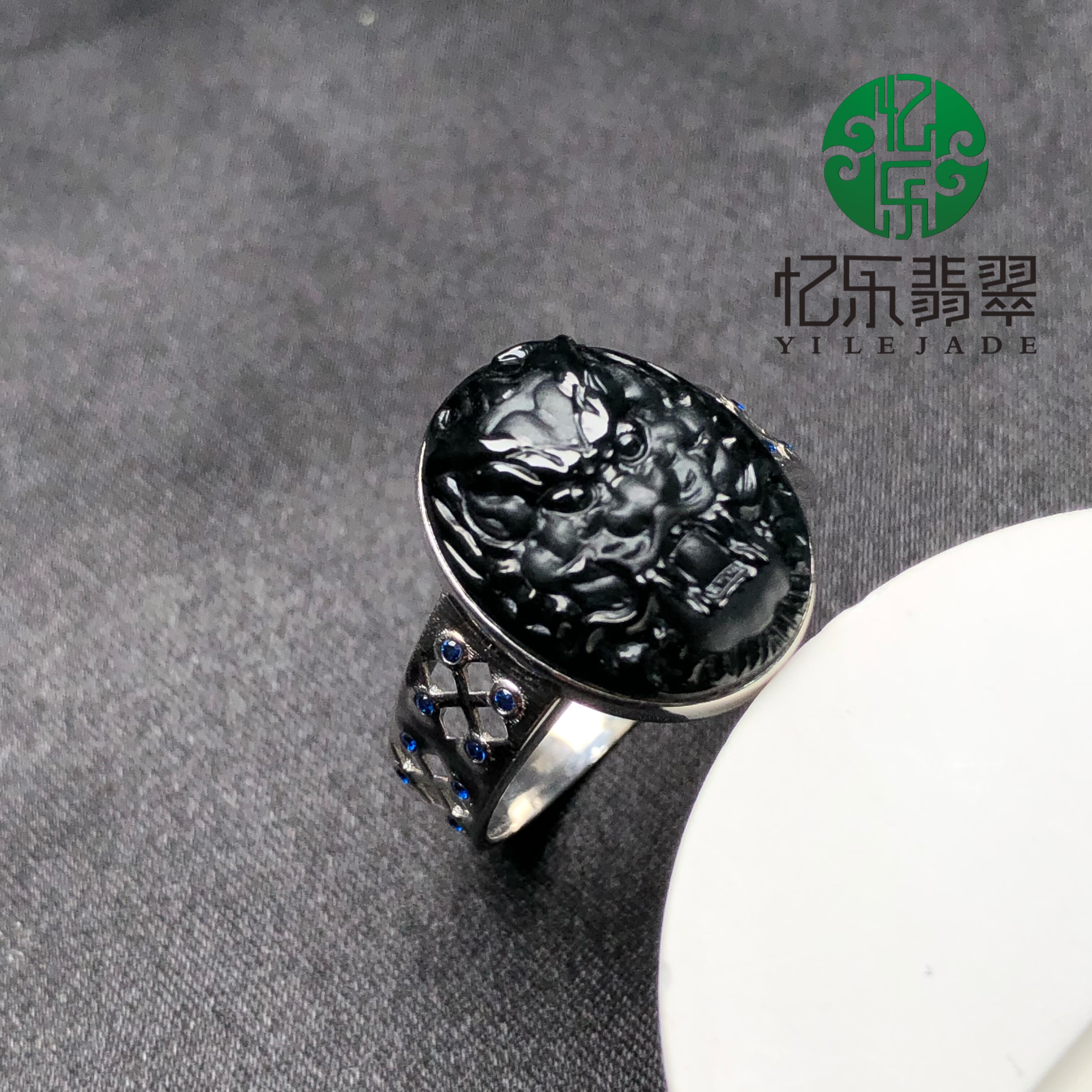 缅甸天然A货翡翠墨翠戒指18k金镶嵌龙头男戒自带送礼都上档次