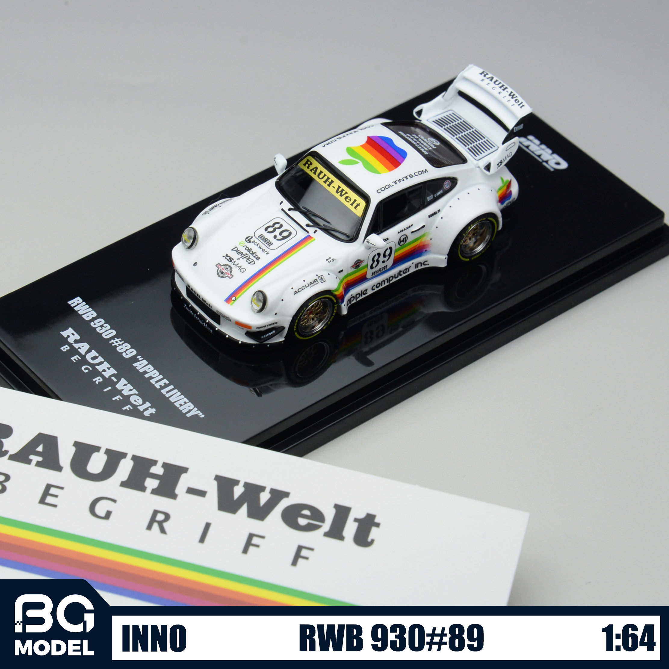 INNO 1:64保时捷RWB 930 #89白苹果涂装合金汽车模型摆件