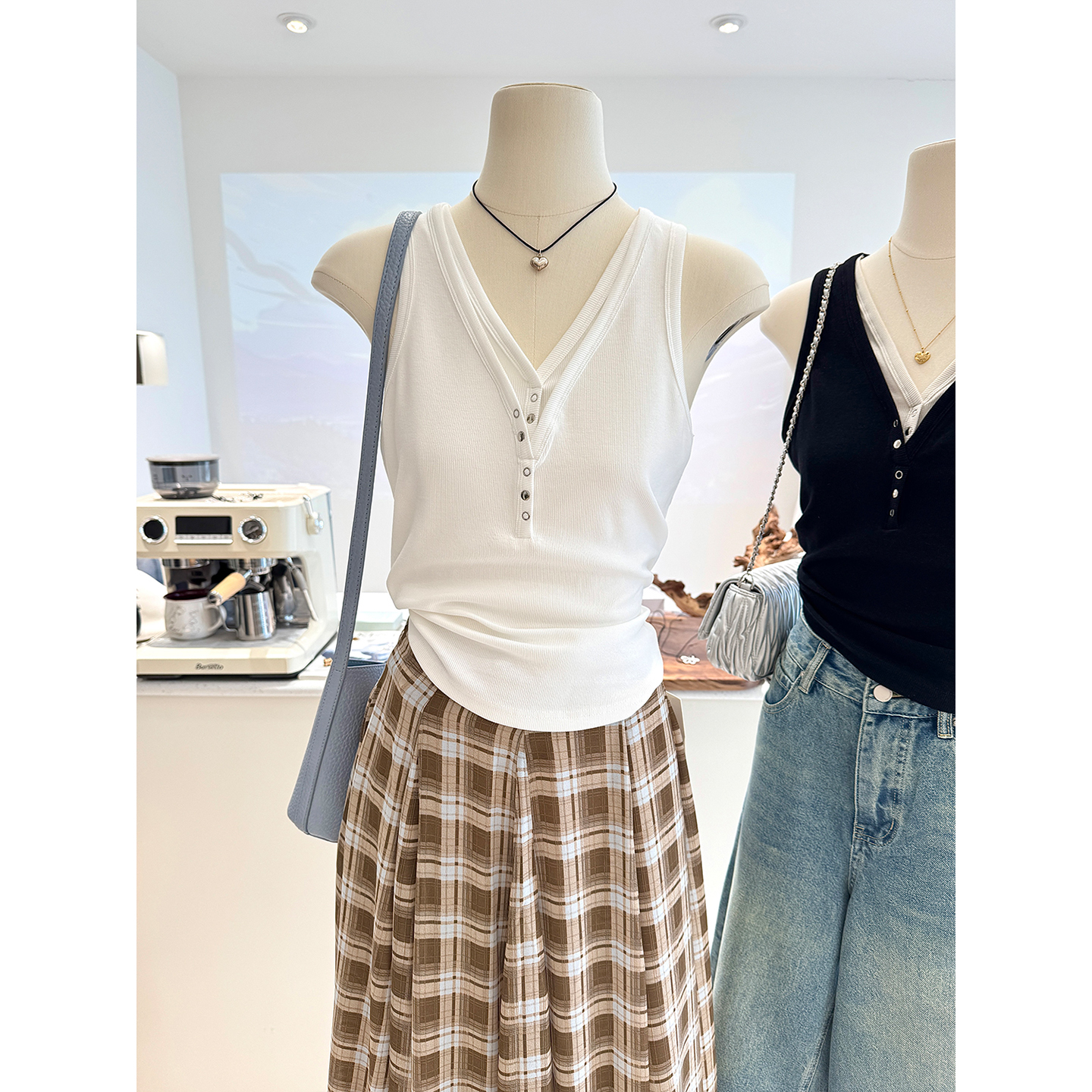 新款半开襟V领假两件拼接背心女夏季修身显瘦别致小个子上衣吊带