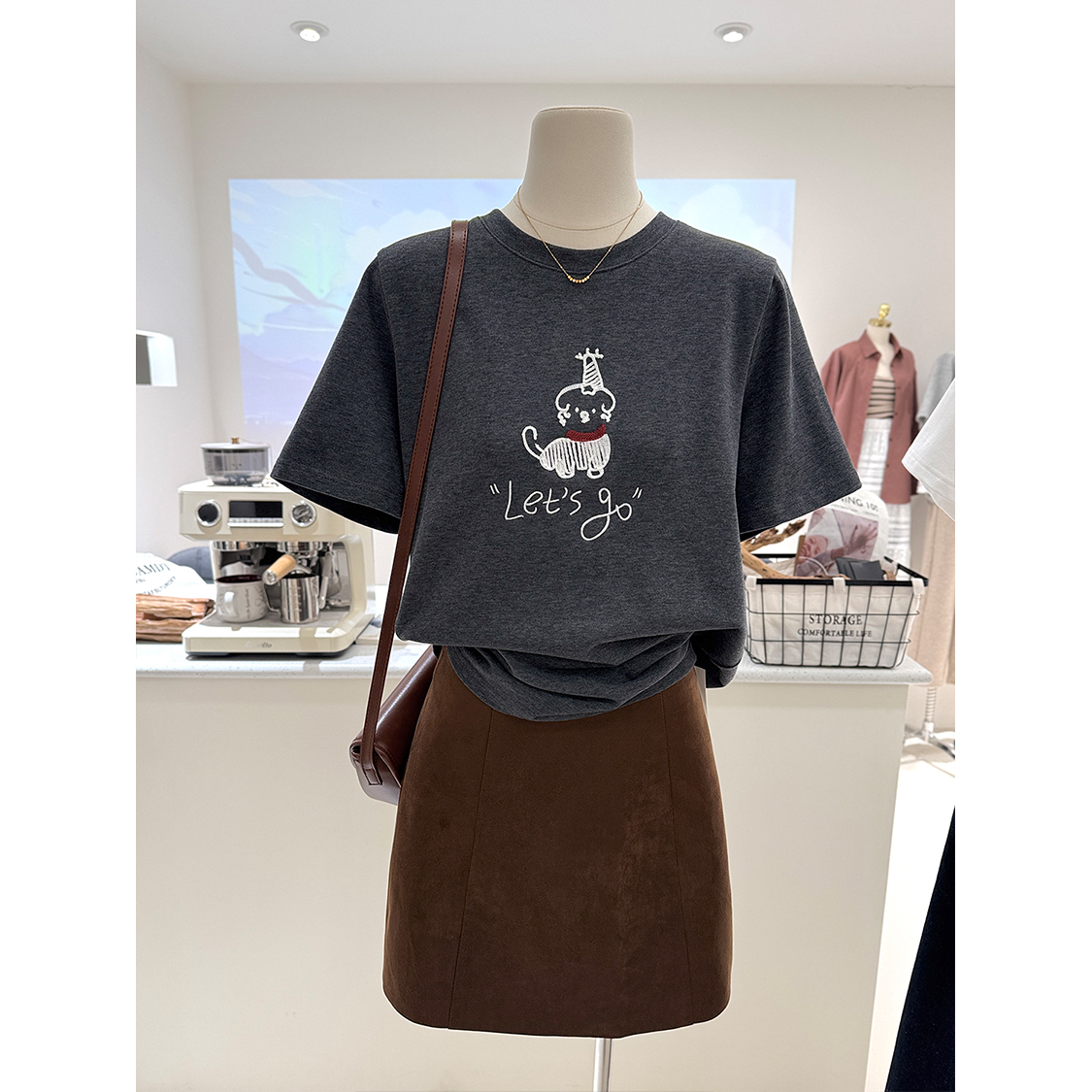 卡通刺绣小狗韩系百搭春季新款宽松显瘦短袖打底衫T恤女上衣内搭