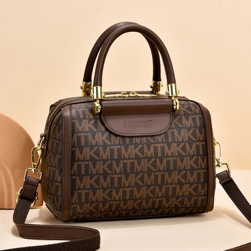 高级感洋气手提包包2023新款波士顿枕头包大容量通勤单肩斜挎女包