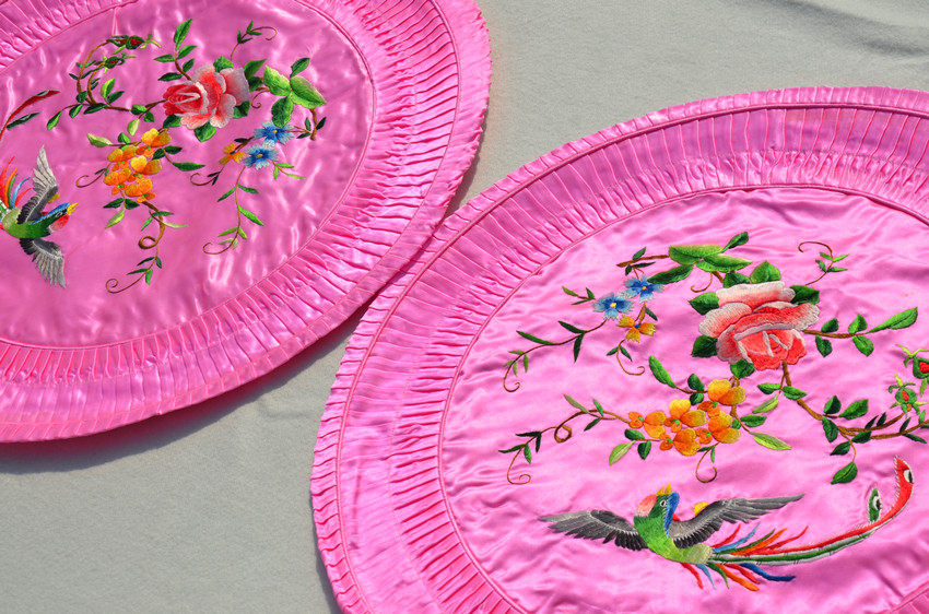 传统工艺 手工刺绣真丝坐垫靠垫 婚庆用品 装饰垫 收藏品一对