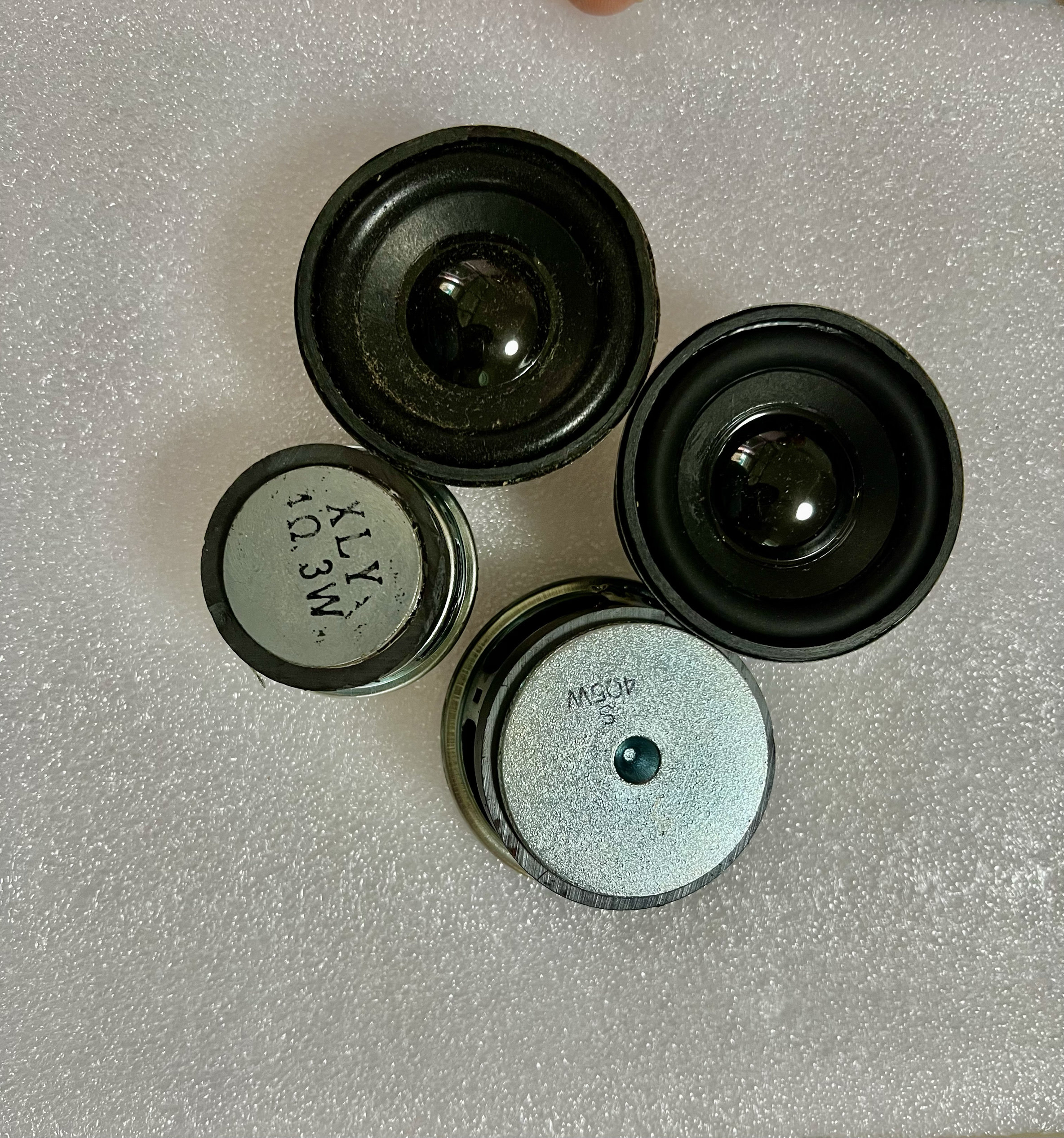 厂家供40/45/50/52/57mm圆型外磁4欧3瓦5瓦喇叭高品质音响扬声器