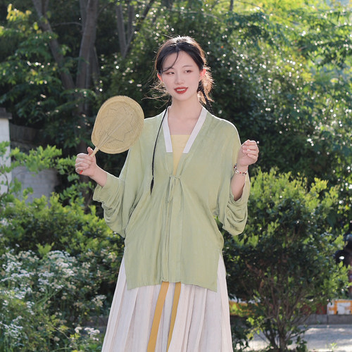 谜阿凰仿花罗宋制飞机袖日常款