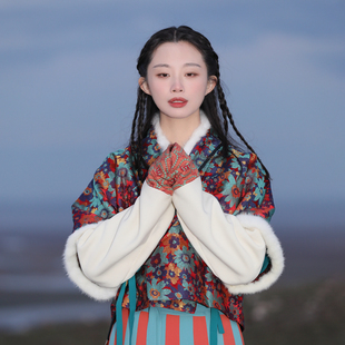 马甲汉服上衣秋冬保暖打底女 日常原创冬款 谜阿凰 火树银花半臂