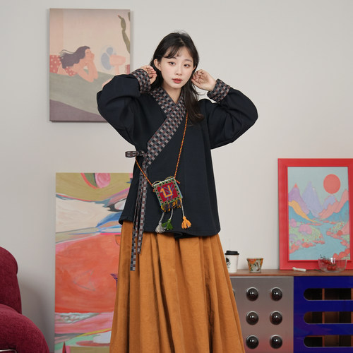 谜阿凰明制汉服上衣冬热岩绒加厚