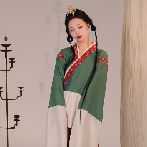 谜阿凰原创复原汉服上衣天丝晋制