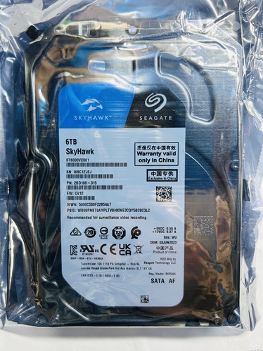 希捷6T酷鹰8T硬盘ST6000VX001