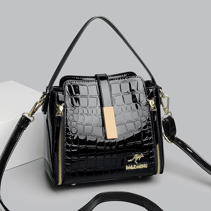 2026新款漆皮中年女包水桶单肩包软皮手提包时尚妈妈鳄鱼纹斜挎包,箱包皮具/热销女包/男包,水桶包,淘宝优惠券,粉丝福利购,淘宝优惠卷