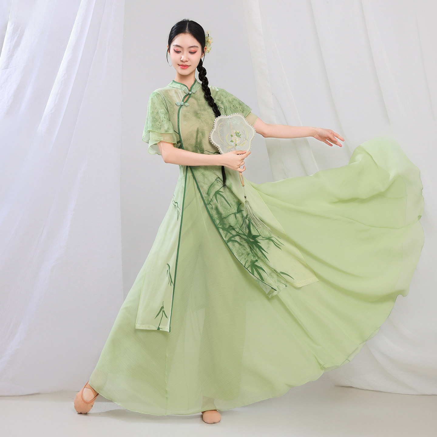 古典舞蹈服女飘逸新中式旗袍纱衣艺考形体练功服中国风扇子舞演出