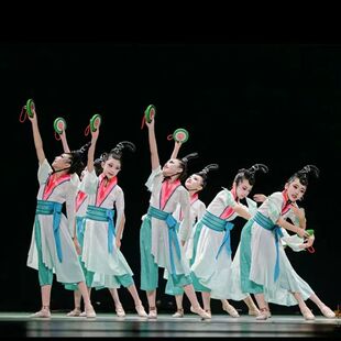 莲鼓越歌行演出服中国风古典汉唐舞荷花灼灼采莲戏莲入莲间舞蹈服
