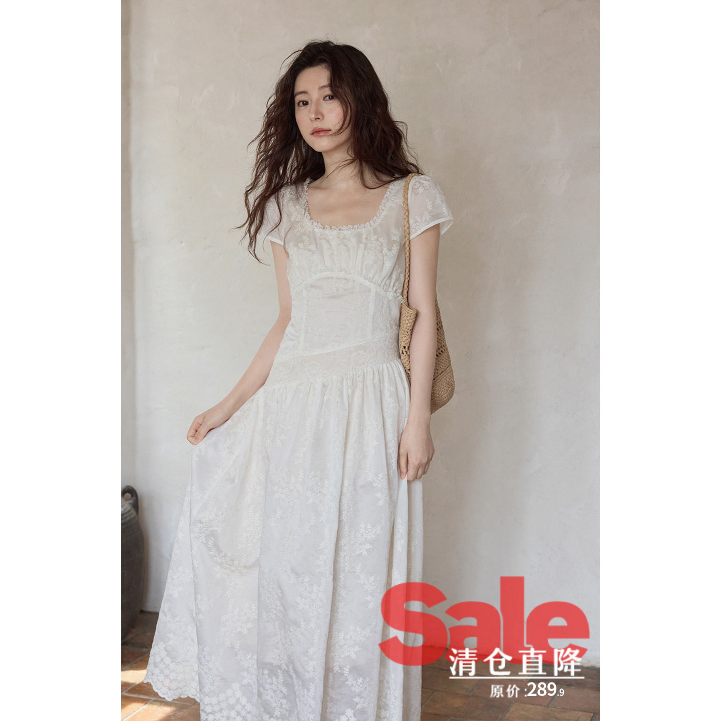 【夏末清仓】夏季韩系独特设计感裙子长款收腰花边U领提花连衣裙图片