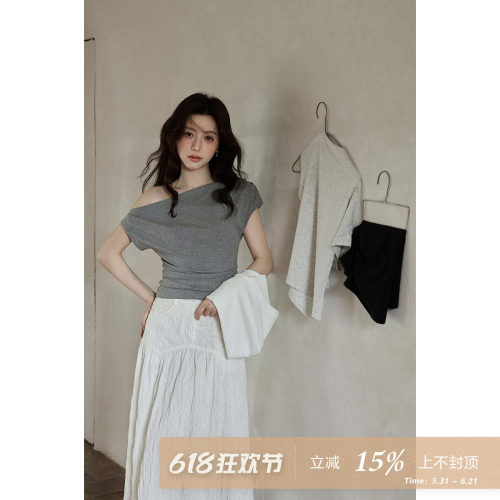 夕蒙2026新款夏季韩系设计感小上衣辣妹绝美灰色短款斜肩短袖t恤