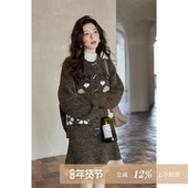 夕蒙2026新款 冬季 独特漂亮小个子宽松慵懒牛角扣咖绿色毛衣两件套