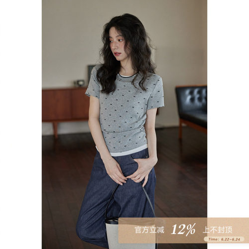 夕蒙2026新款夏季小个子短袖内搭纯棉气质内搭灰色正肩t恤上衣女