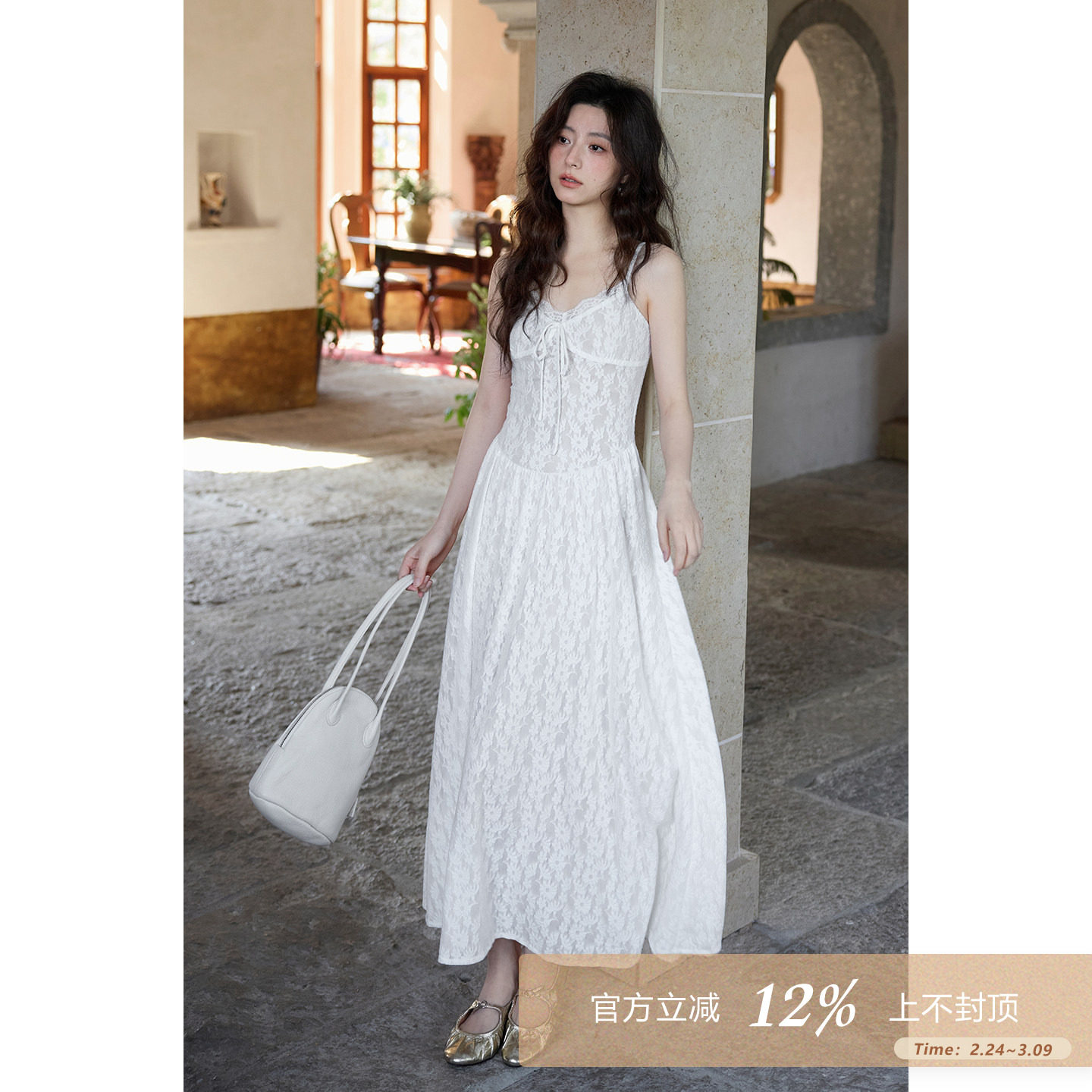 夕蒙2026新款春季韩系气质裙子小个子系带绣花小众白色吊带连衣裙