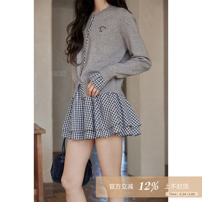 夕蒙2026新款春季韩系裙子绝美巨好看半身裙小个子藏蓝格子短裙女