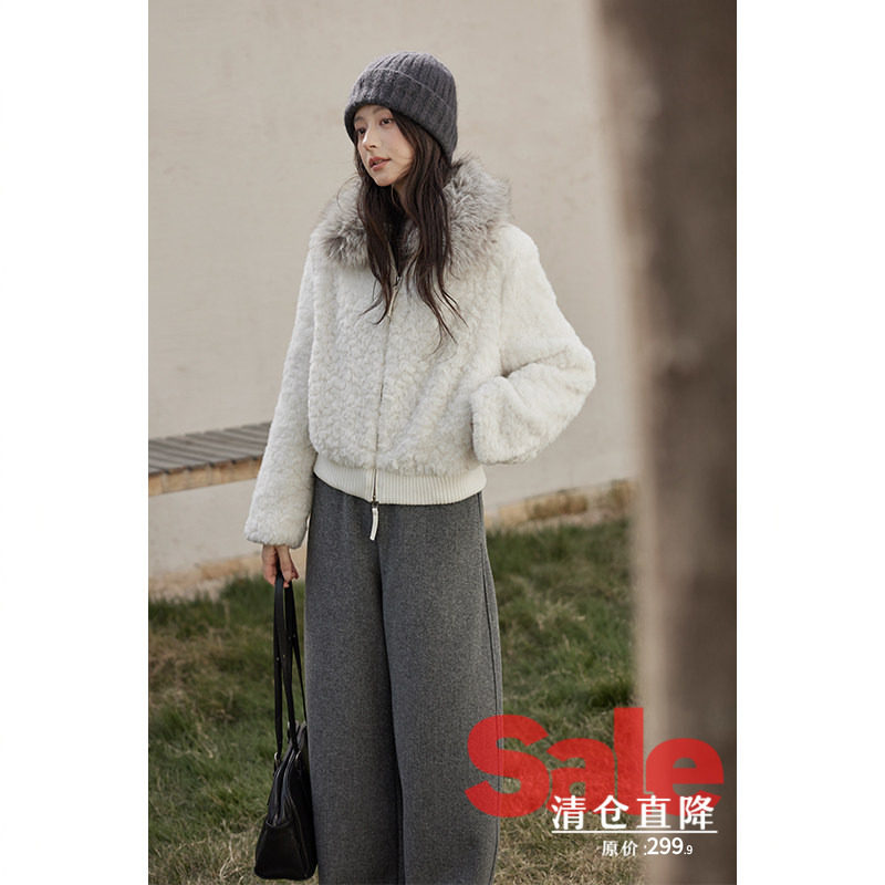 【清仓秒杀】冬季巨好看小个子羊羔毛绝美独特毛领奶白毛呢外套女
