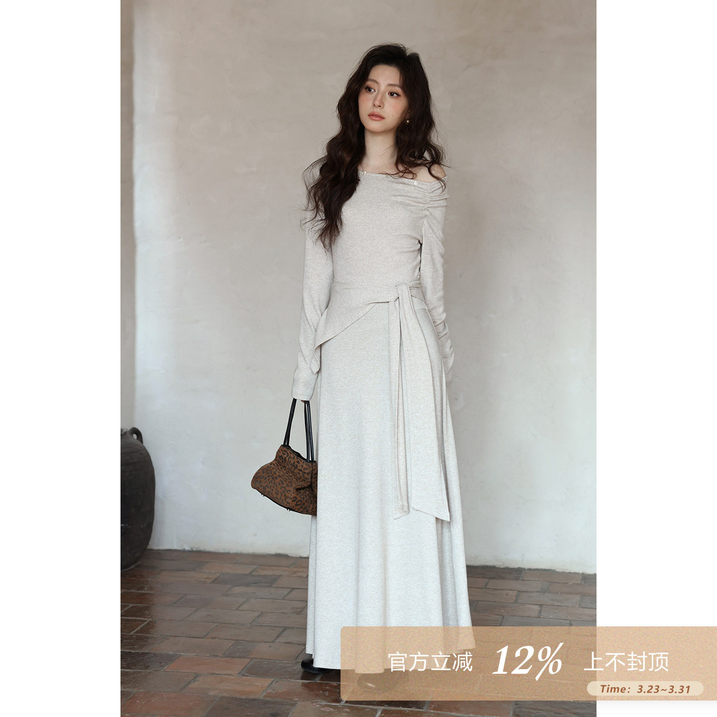 夕蒙2026新款春季韩系裙子高级感独特小个子巨好看斜肩长袖连衣裙