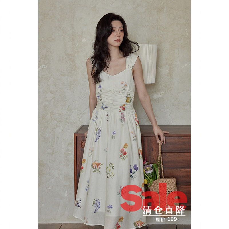 【清仓秒杀】夏法式裙子减龄无袖绝美小众独特别致杏色碎花连衣裙