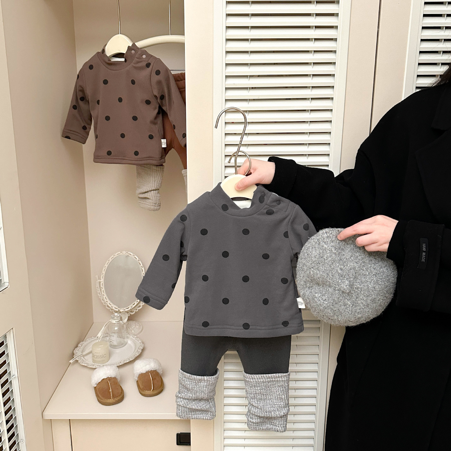 婴儿衣服加绒百搭打底衫秋冬季