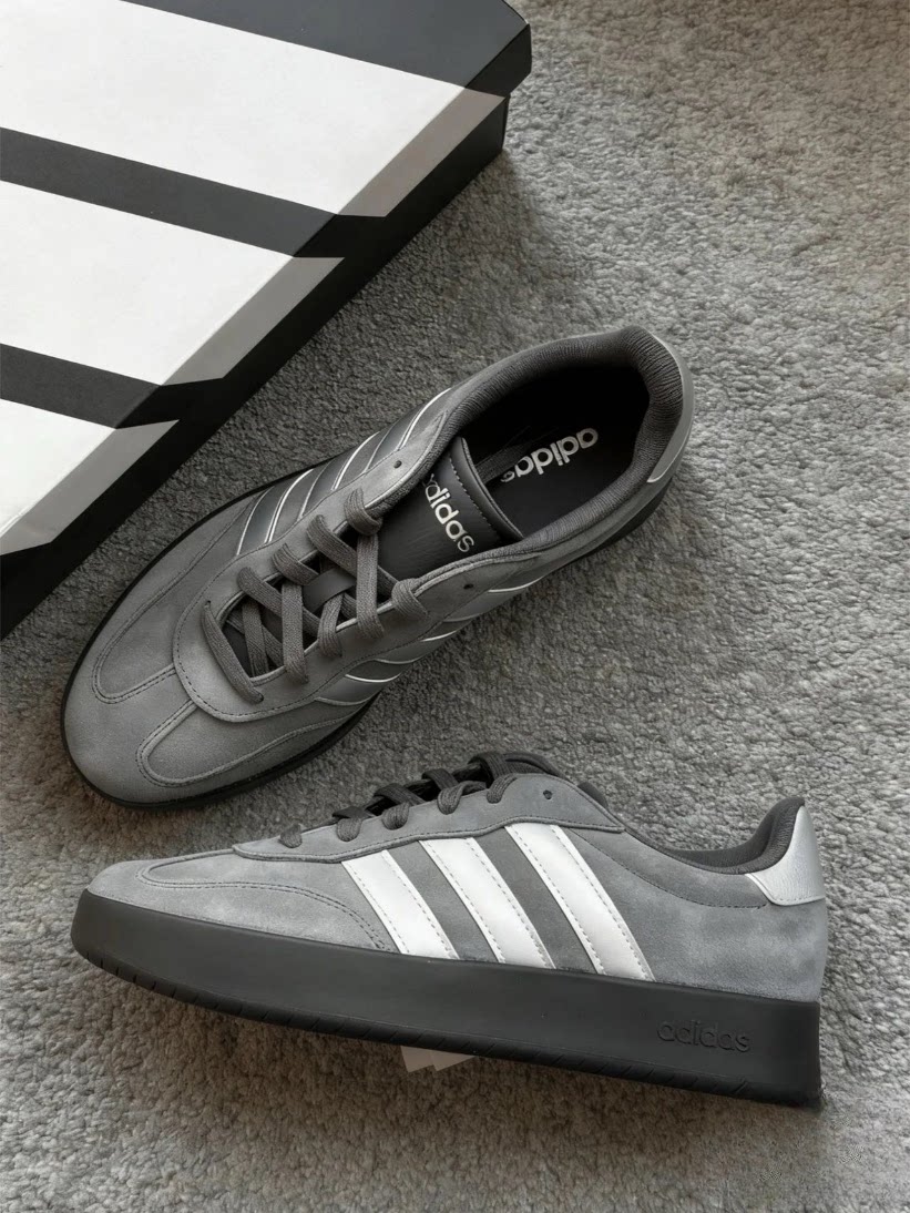 Adidas/阿迪达斯 舒适低帮 德训鞋 男女同款BARREDA 深灰色KH6999图片