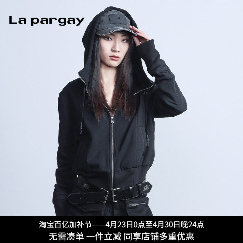 La pargay纳帕佳酷感休闲风连帽拉链短外套女黑色收腰设计感百搭