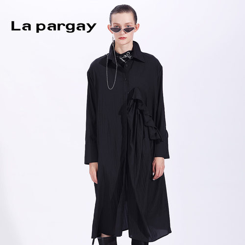 宽松白色薄款外套Lapargay