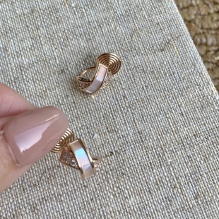 流光贝影轻奢小香风白贝锆石耳夹无痛气质优雅显白