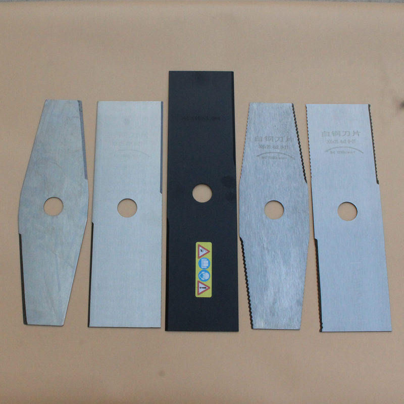 二齿锰钢刀片长方形四冲程背负式割草机割灌机打草机加长一字刀片