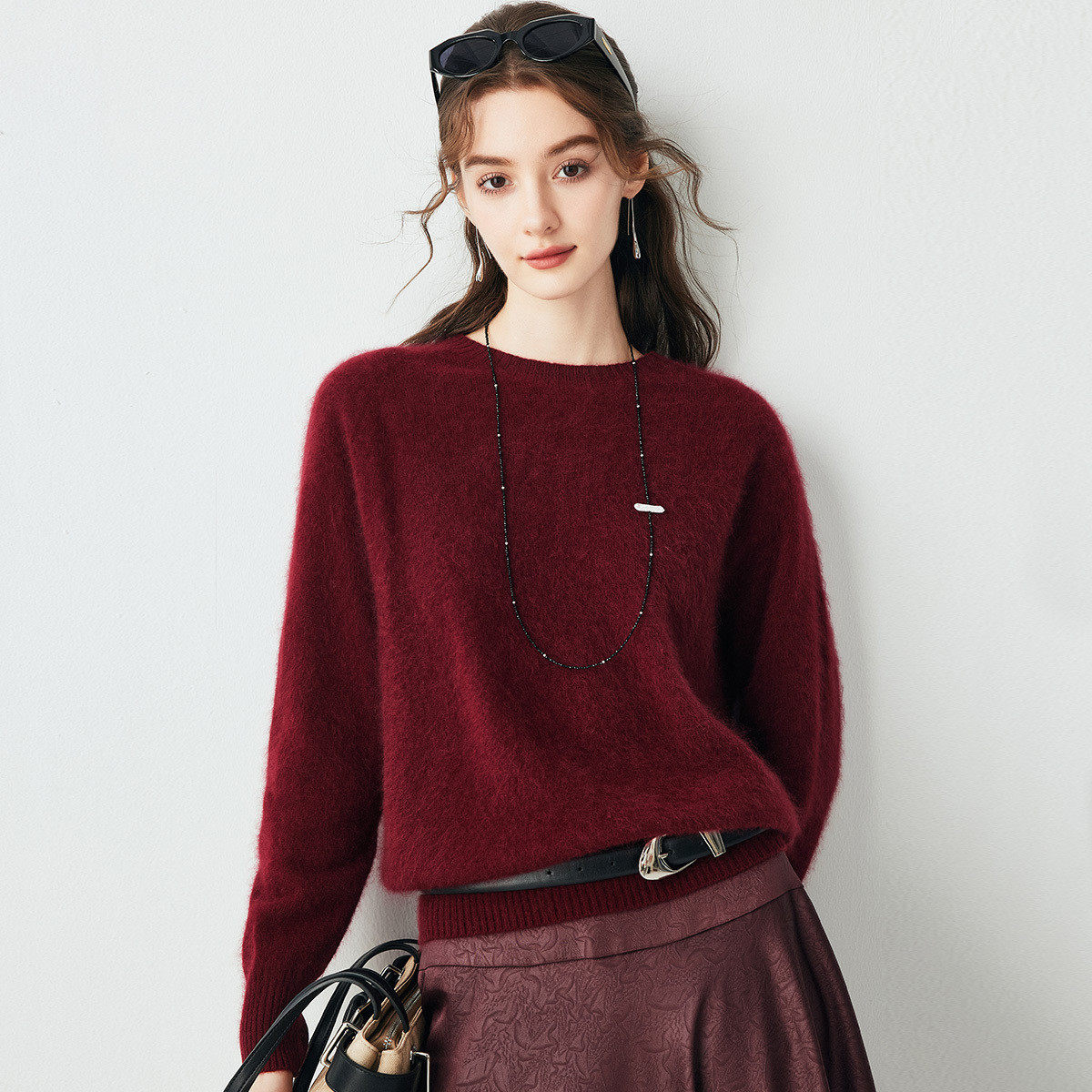 PALUOPO/帕罗含山羊绒拉毛25秋冬圆领毛衣羊毛针织衫女ET250137Y