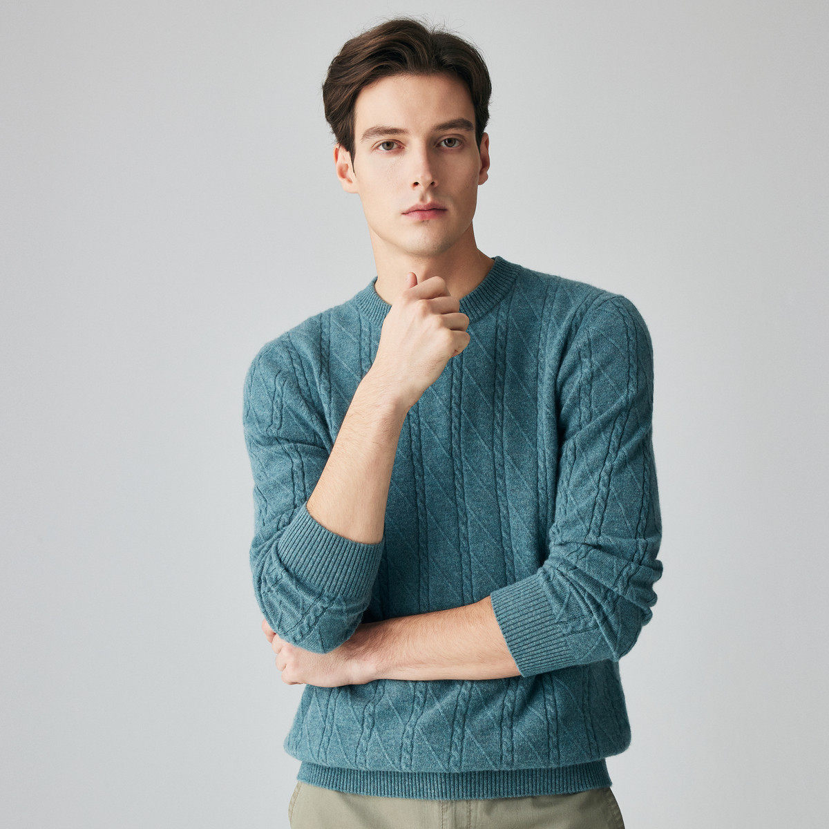 PALUOPO/帕罗秋冬圆领时尚绞花减龄多色羊绒衫男圣诞红ET2F8502R