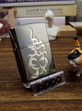 05年二手黑冰蚀刻描银火焰图腾Zippo打火机正品美国原装进口