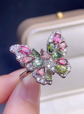 天然碧玺戒指s925纯银镶嵌，颜色好，火彩好，主石3*5mm