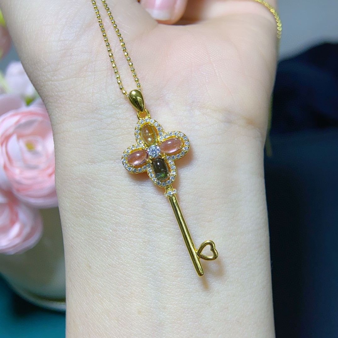 皇冠钥匙项链女18k白金玫瑰金心冠镶钻吊坠锁骨链天然碧玺