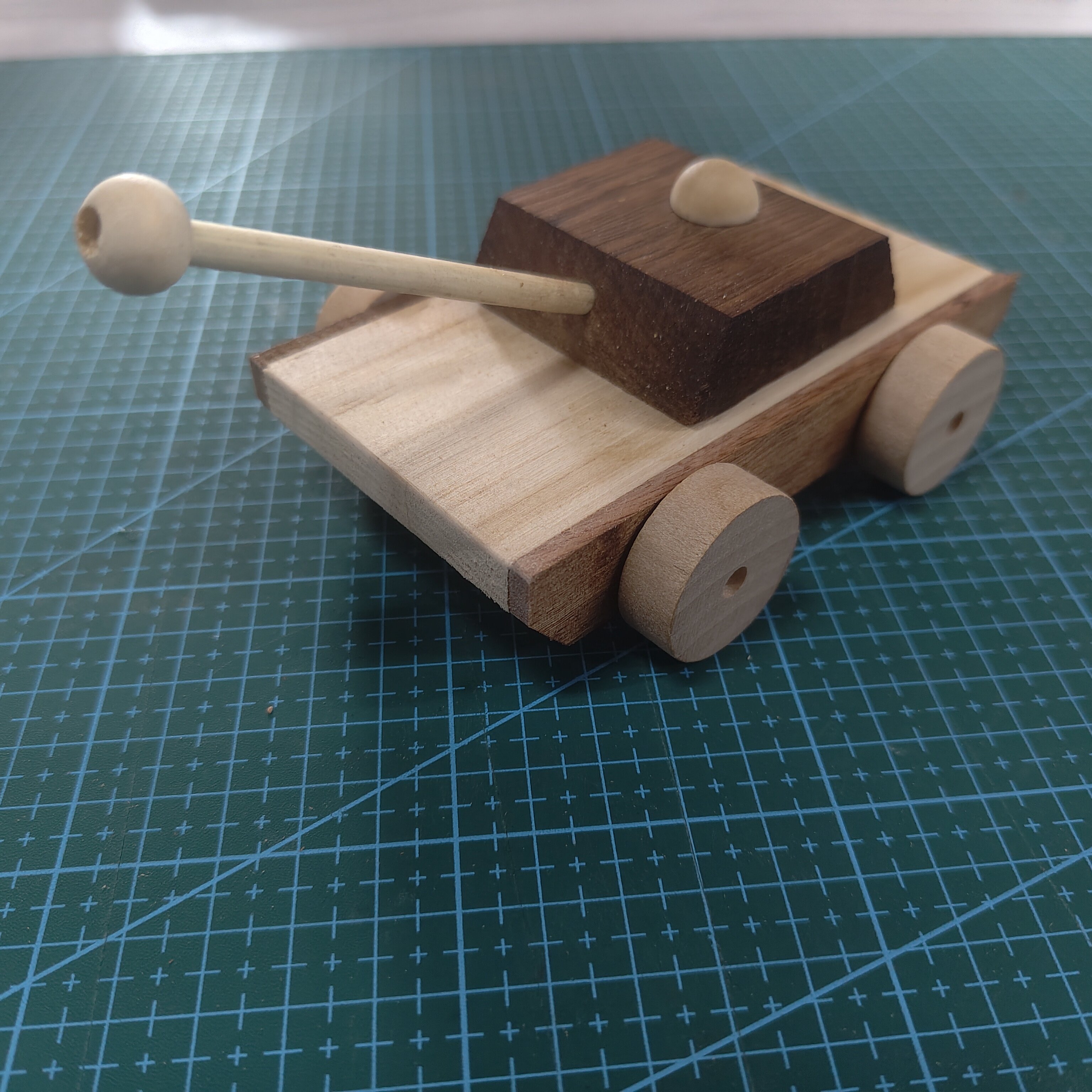实木坦克DIY手工拼装简易坦克车儿童科学实验作品小学生材料包
