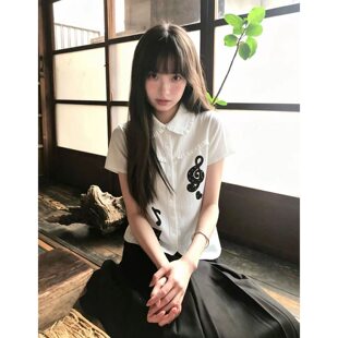 韩系音符刺绣白色娃娃领短袖衬衫女夏季百搭高级甜美修身显瘦上衣