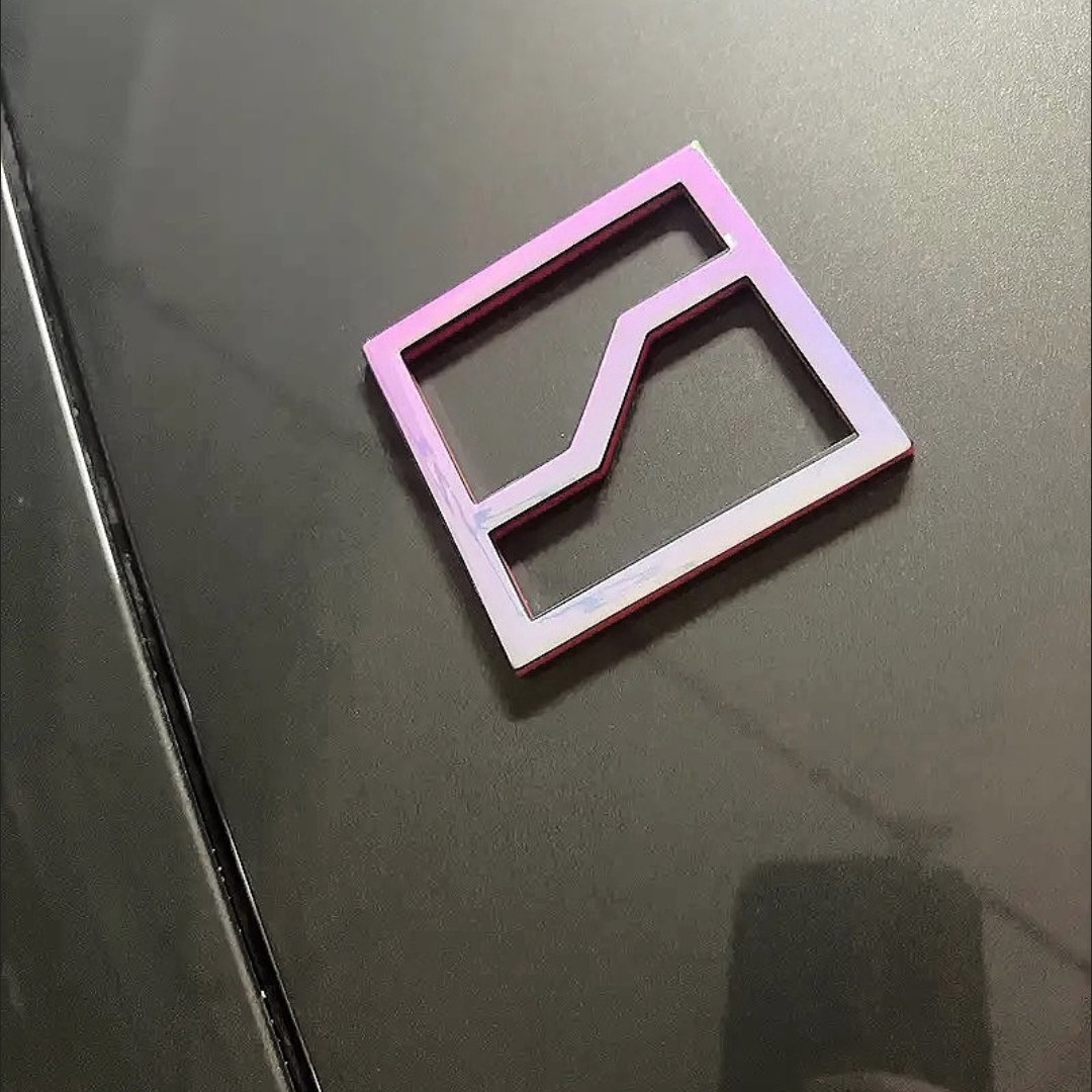 极氪001车标贴极克007前标贴幻彩带夜光车标贴装饰贴改装贴新款