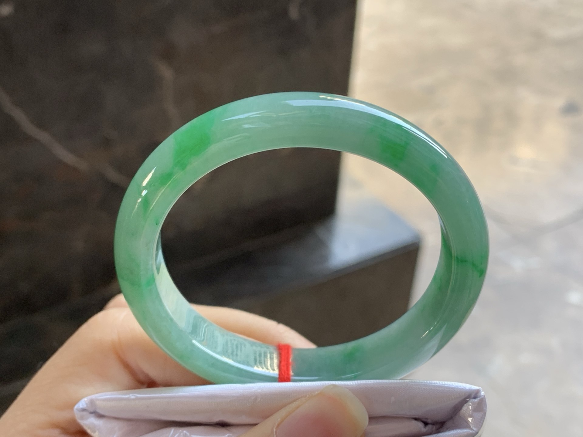 翡翠浓绿色贵妃手镯 圈口53 54 正圈51 52可以带